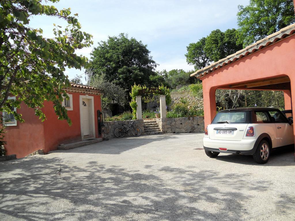 Hotel Lou Pero Mousco Saint-Paul-en-Forêt Zewnętrze zdjęcie